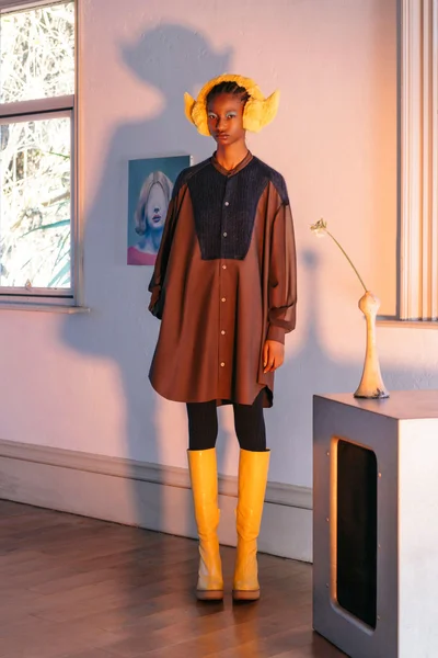 Look 24